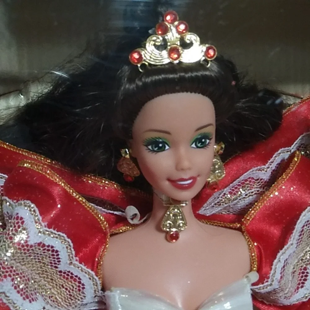 SALE! Mattel Vintage 1997 Happy Holidays Barbie Collectors Item W/Stand (B-6) - Picture 5 of 15